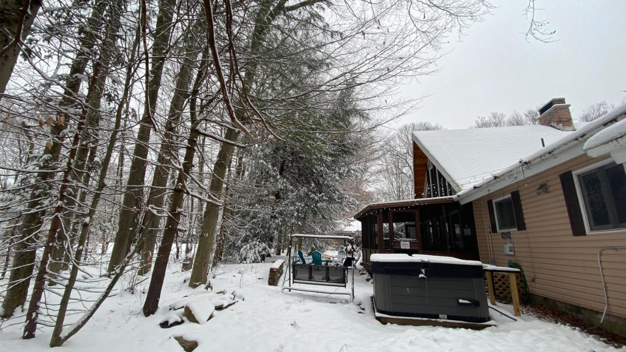 Walk To Pool & - Spacious Gateway, Hot Tub, Game Chalet *