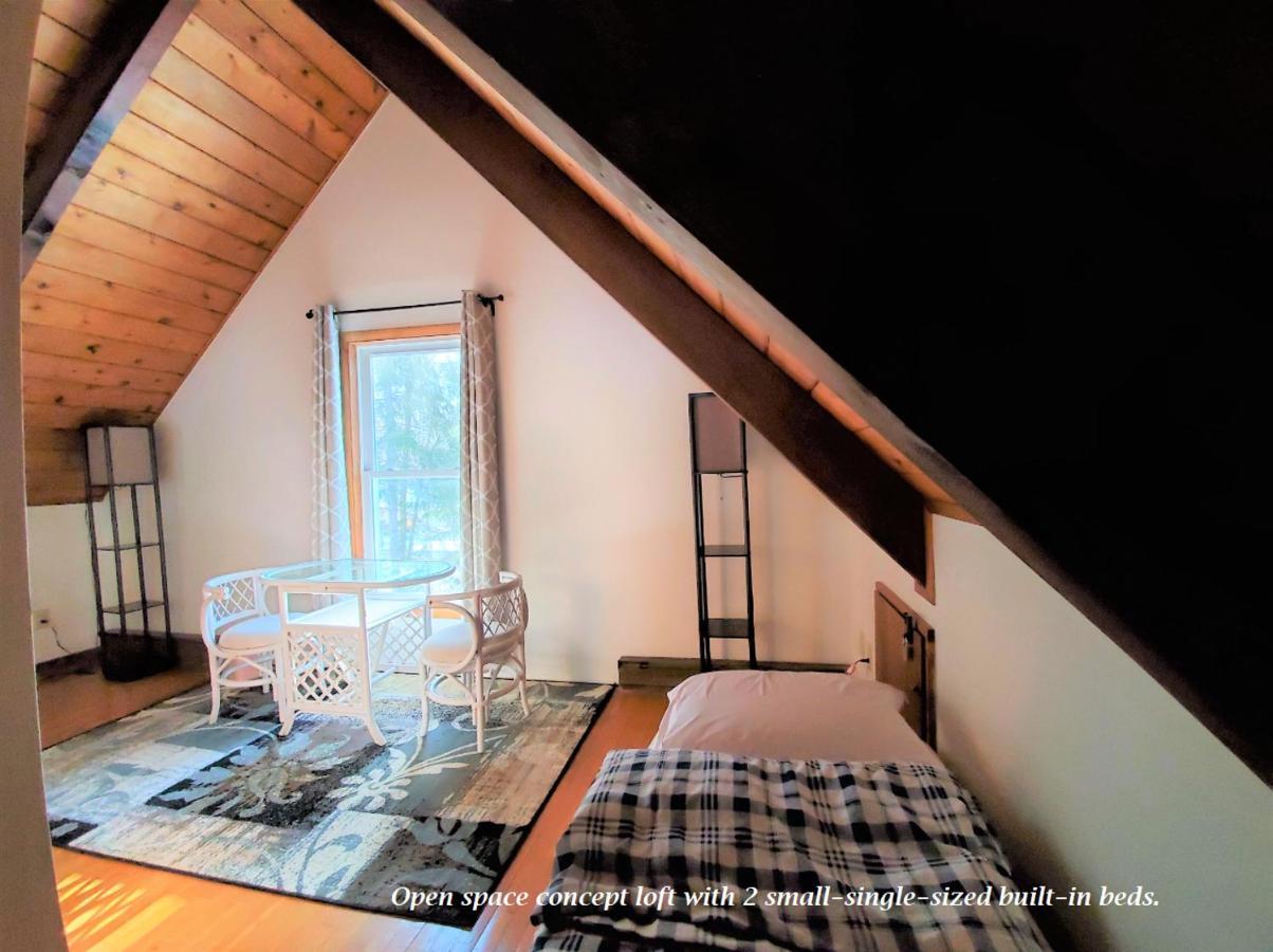 Walk To Pool & - Spacious Gateway, Hot Tub, Game * Pocono Country Place